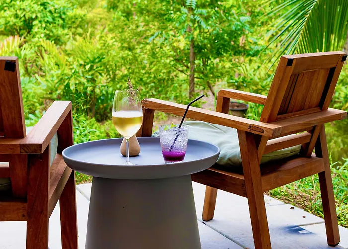 Coconut Lane Resort *